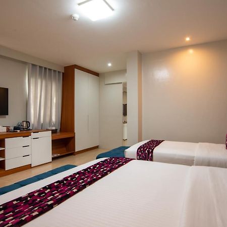 The Madeline Boutique Hotel & Suites Davao Bagian luar foto
