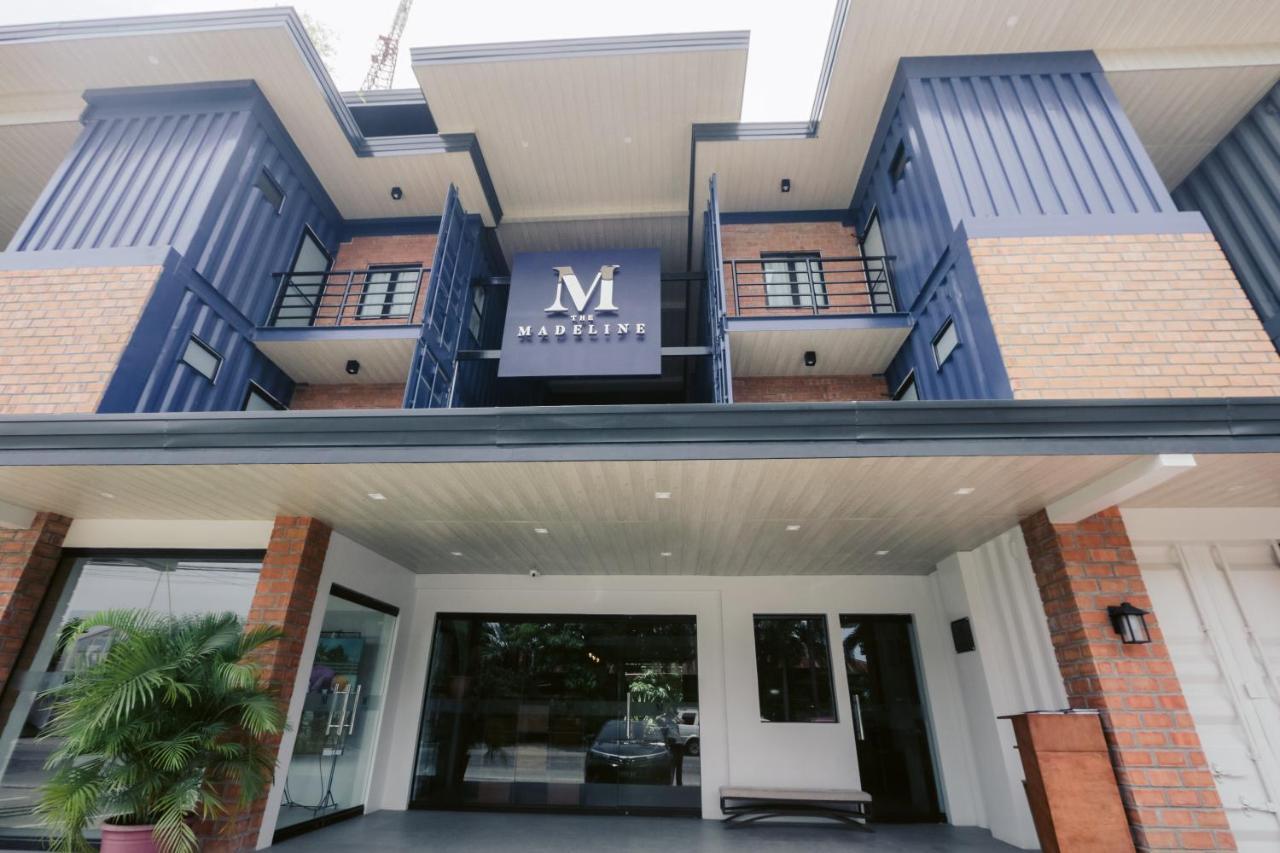 The Madeline Boutique Hotel & Suites Davao Bagian luar foto