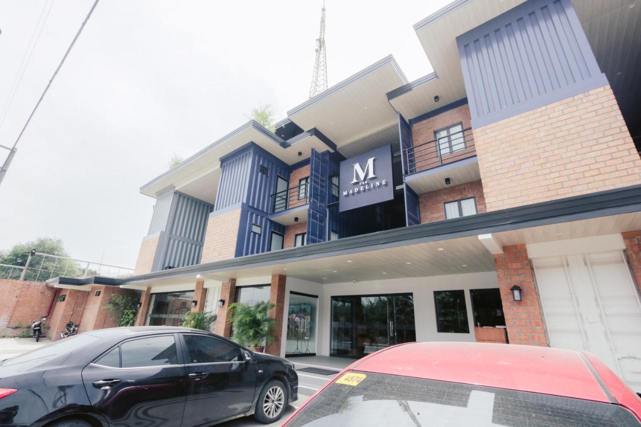 The Madeline Boutique Hotel & Suites Davao Bagian luar foto