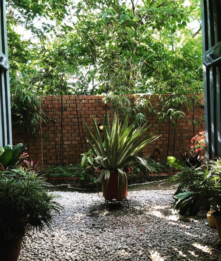 The Madeline Boutique Hotel & Suites Davao Bagian luar foto
