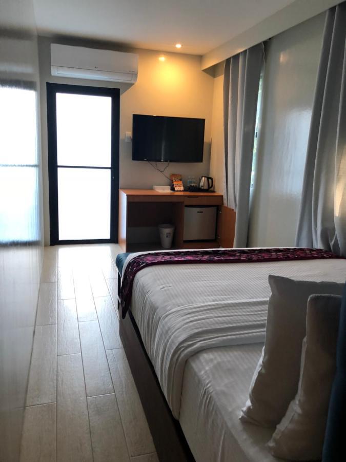 The Madeline Boutique Hotel & Suites Davao Bagian luar foto