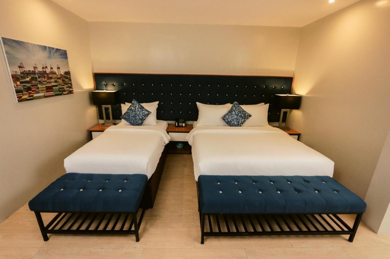 The Madeline Boutique Hotel & Suites Davao Bagian luar foto
